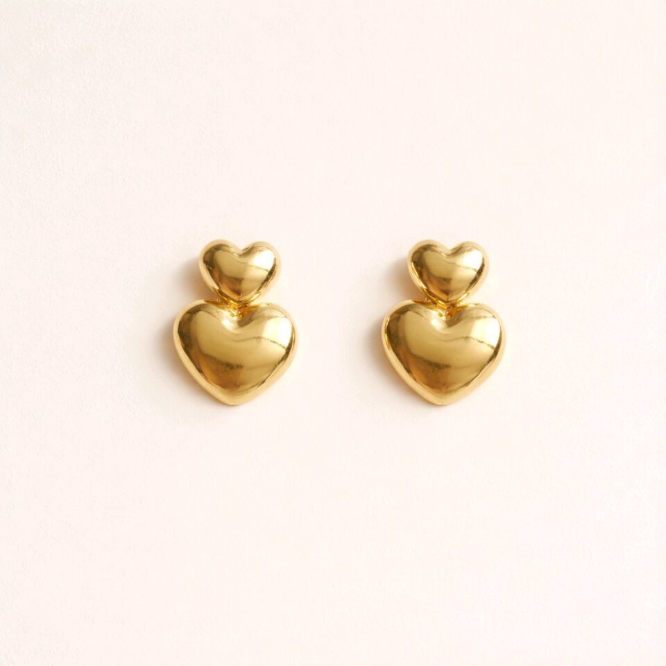 Aretes de corazón doble